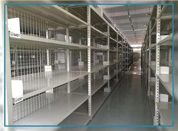 Scaffalatura a campata lunga per magazzinaggio di piccole parti